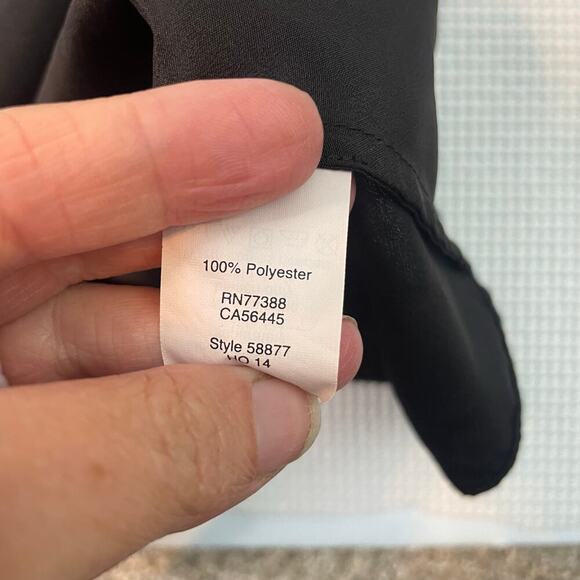 J. Crew Size 6 Black Lightweight Tank Layering Office Dressy Minimalist Blouse - Picture 3 of 3